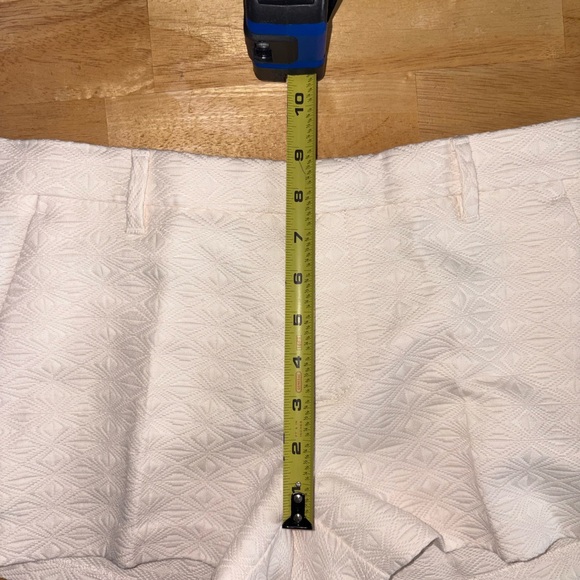 NWT Banana Republic Jacquard Diamond Pattern Woven Cream Shorts Women’s Size 4 - Picture 7 of 9